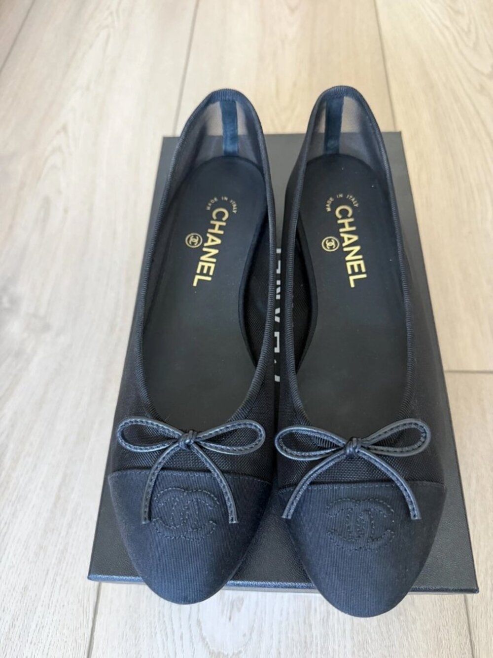2026 CHANEL Black Mesh Grosgrain Ballet Flats size 39.5